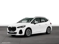 Gebraucht BMW 220 Active Tourer Sport Line 150 PS (110 kW) 2026 Weiß Van / Kleinbus