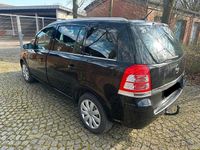Gebraucht Opel Zafira 94 PS (69 kW) 2008 Schwarz Van / Kleinbus