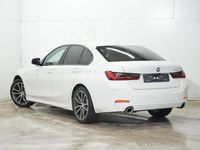 Gebraucht BMW 330e Sport Line 292 PS (214 kW) 2024 Schwarz Limousine