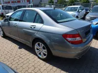 Gebraucht Mercedes C300 231 PS (169 kW) 2009 Silber Limousine
