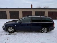 Gebraucht VW Passat 131 PS (96 kW) 2001 Blau Kombi