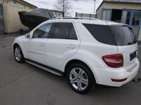 Gebraucht Mercedes ML350 231 PS (169 kW) 2010 Weiß SUV