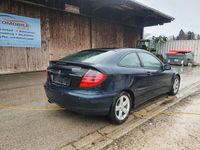 Second-hand Mercedes C200 163 CP (119 kW) 2003 Albastru Coupe