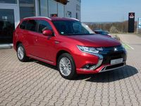 Gebraucht Mitsubishi Outlander P-HEV Basis 135 PS (99 kW) 2020 Rot SUV