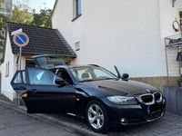 Gebraucht BMW 320 Efficient Dynamics 163 PS (119 kW) 2011 Schwarz Kombi