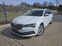 Gebraucht Skoda Superb Style 150 PS (110 kW) 2023 Weiß Kombi