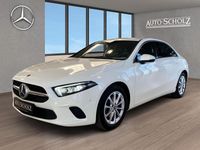 Gebraucht Mercedes A200 Progressive 163 PS (119 kW) 2023 Weiß Limousine