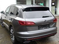 Gebraucht VW Touareg Style 286 PS (210 kW) 2023 Grau SUV