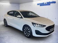 Gebraucht Ford Focus Titanium 125 PS (91 kW) 2024 Weiß Limousine