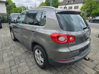 Gebraucht VW Tiguan Sportline 140 PS (102 kW) 2010 Grau SUV