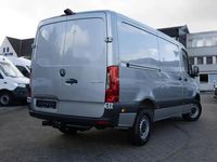 Używany Mercedes Sprinter 170 KM (125 kW) 2025 Srebrny Van