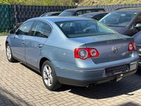 Gebraucht VW Passat Comfortline 143 PS (105 kW) 2009 Grau Limousine