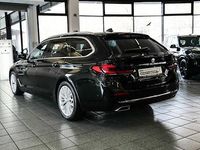 Gebraucht BMW 540 Luxury Line 333 PS (244 kW) 2023 Schwarz Kombi