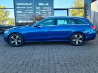 Gebraucht Mercedes 220 Avantgarde 200 PS (147 kW) 2022 Blau Limousine