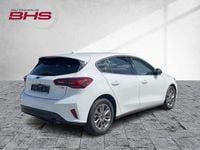 Gebraucht Ford Focus Style 125 PS (91 kW) 2023 Frozen white (weiß) Limousine