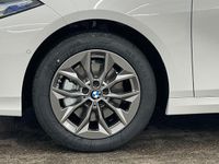 Neu BMW 120 Efficient Dynamics 170 PS (125 kW) 2025 Alpinweiß uni Kleinwagen