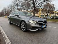 Gebraucht Mercedes E220 194 PS (142 kW) 2019 Grau Limousine