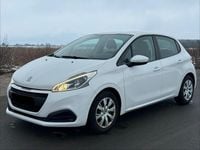 Gebraucht Peugeot 208 Access 68 PS (50 kW) 2016 Weiß Kleinwagen