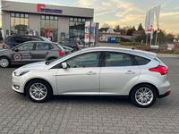 Gebraucht Ford Focus Cool & Connect 125 PS (91 kW) 2017 Silber Limousine