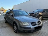 Gebraucht VW Passat 131 PS (96 kW) 2004 Grau Kombi