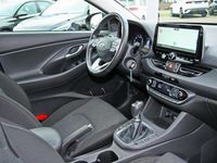 Gebraucht Hyundai i30 Trend 120 PS (88 kW) 2022 Teal blue Limousine