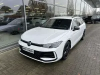 Gebraucht VW Passat R-line 193 PS (141 kW) 2025 Pure white Kombi