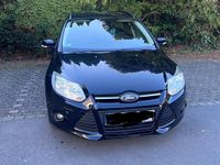 Second-hand Ford Focus 105 CP (77 kW) 2013 Negru Break