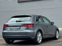Gebraucht Audi A3 Ambition 140 PS (102 kW) 2013 Grau Kleinwagen