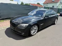 Gebraucht BMW 750 408 PS (300 kW) 2010 Schwarz Limousine
