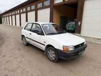 Gebraucht Toyota Starlet XLi 75 PS (55 kW) 1990 Weiß Kleinwagen