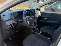 Gebraucht Dacia Sandero Expression 91 PS (66 kW) 2023 Weiß Kleinwagen