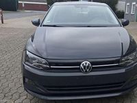 Gebraucht VW Polo Comfortline 95 PS (69 kW) 2021 Grau Kleinwagen