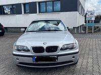 Gebraucht BMW 318 143 PS (105 kW) 2004 Silber Limousine