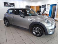 Gebraucht Mini ONE 102 PS (75 kW) 2019 Silber Kleinwagen