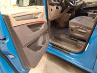 Gebraucht VW Multivan Life 245 PS (180 kW) 2025 Medium blue metallic Van