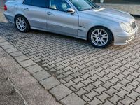 Gebraucht Mercedes E500 306 PS (225 kW) 2003 Silber Limousine