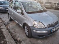 Gebraucht Toyota Yaris Sol 87 PS (63 kW) 2003 Silber Limousine