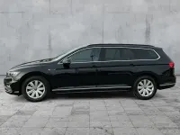 Gebraucht VW Passat Business 200 PS (147 kW) 2023 Deep black perleffekt Kombi