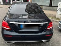 Używany Mercedes 200 150 KM (110 kW) 2017 Czarny Sedan/Limuzyna