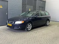 Używany Volvo V70 179 KM (131 kW) 2011 Niebieski Kombi