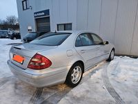 Gebraucht Mercedes E270 Avantgarde 177 PS (130 kW) 2004 Silber Limousine
