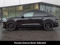 Gebraucht Porsche Macan Turbo 469 kW (639 PS) 2026 Schwarz SUV