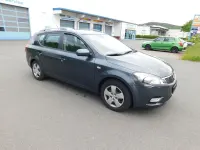 Gebraucht Kia Ceed 109 PS (80 kW) 2010 Grau Kleinwagen