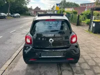 Gebraucht Smart ForFour 90 PS (66 kW) 2017 Schwarz Kleinwagen