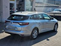 Gebraucht Renault Mégane GrandTour Experience 110 PS (80 kW) 2018 Silber Kombi