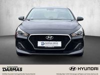 gebraucht Hyundai i30 1.4 Trend Nav 8-fach-Alu Top Zustand 1.Hand