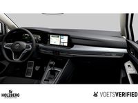 Gebraucht VW Golf VIII Active 150 PS (110 kW) 2023 Weiß Limousine