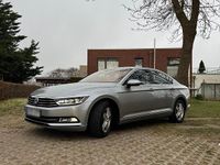 Gebraucht VW Passat 150 PS (110 kW) 2018 Grau Limousine