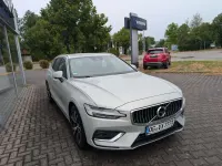 Gebraucht Volvo V60 Inscription 392 PS (288 kW) 2020 Birch light Kombi