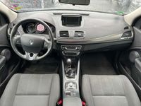 gebraucht Renault Mégane 1.2 TCe Lim. 5-trg. Paris / Navi